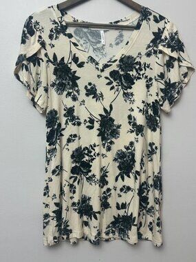 Cathy Cream/White with Black Flowers Short Sleeve Top Medium